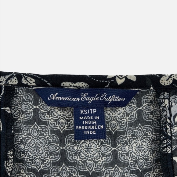 American Eagle Outfitters black and White Short Sleeve peasant Blouse xs - Picture 7 of 12